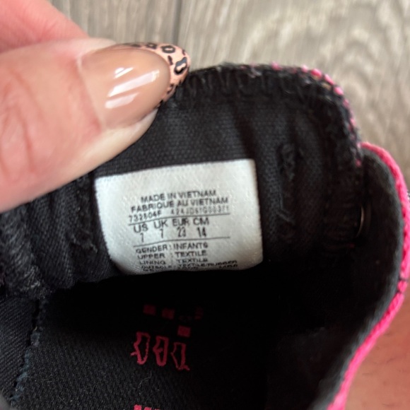 Converse Vibrant Fuchsia Kids Sneakers - Picture 5 of 6